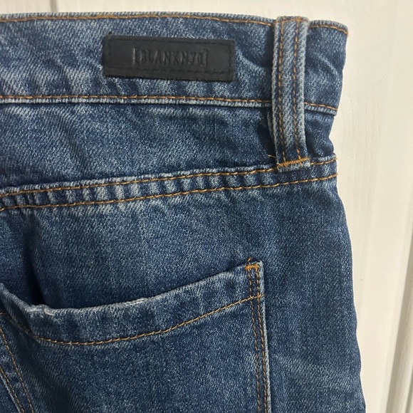 Blank NYC The Barrow High Rise Distressed Frayed Cutoff Denim Shorts Size 30 - Picture 3 of 4